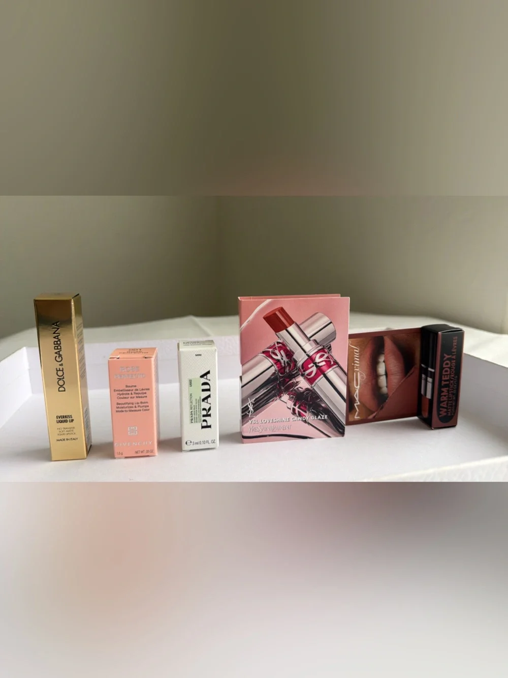 New,unused,authentic  Women's Mini size Lipstick collection